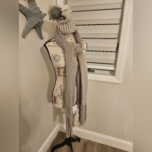 Lauren Conrad Scarf and hat NWT